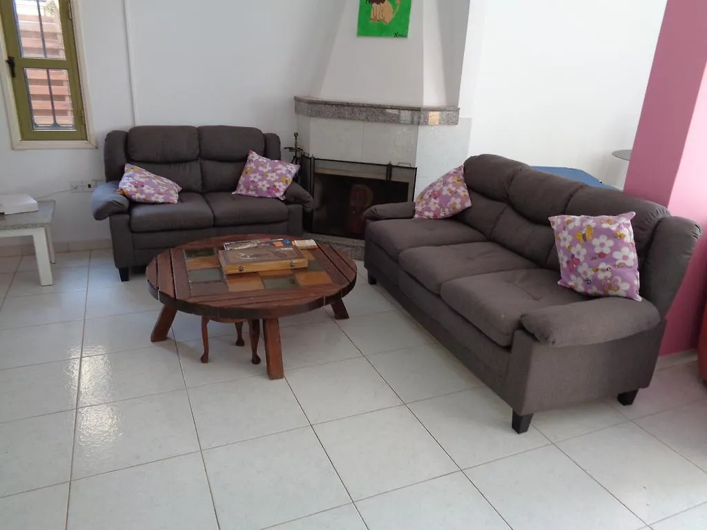 פרוטאראס Villa Chrysa